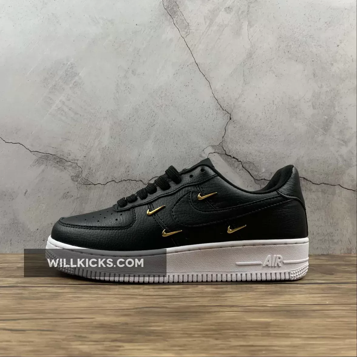 Nike Air Force 1 07 LX Black Metallic Gold CT1990-001 Restock