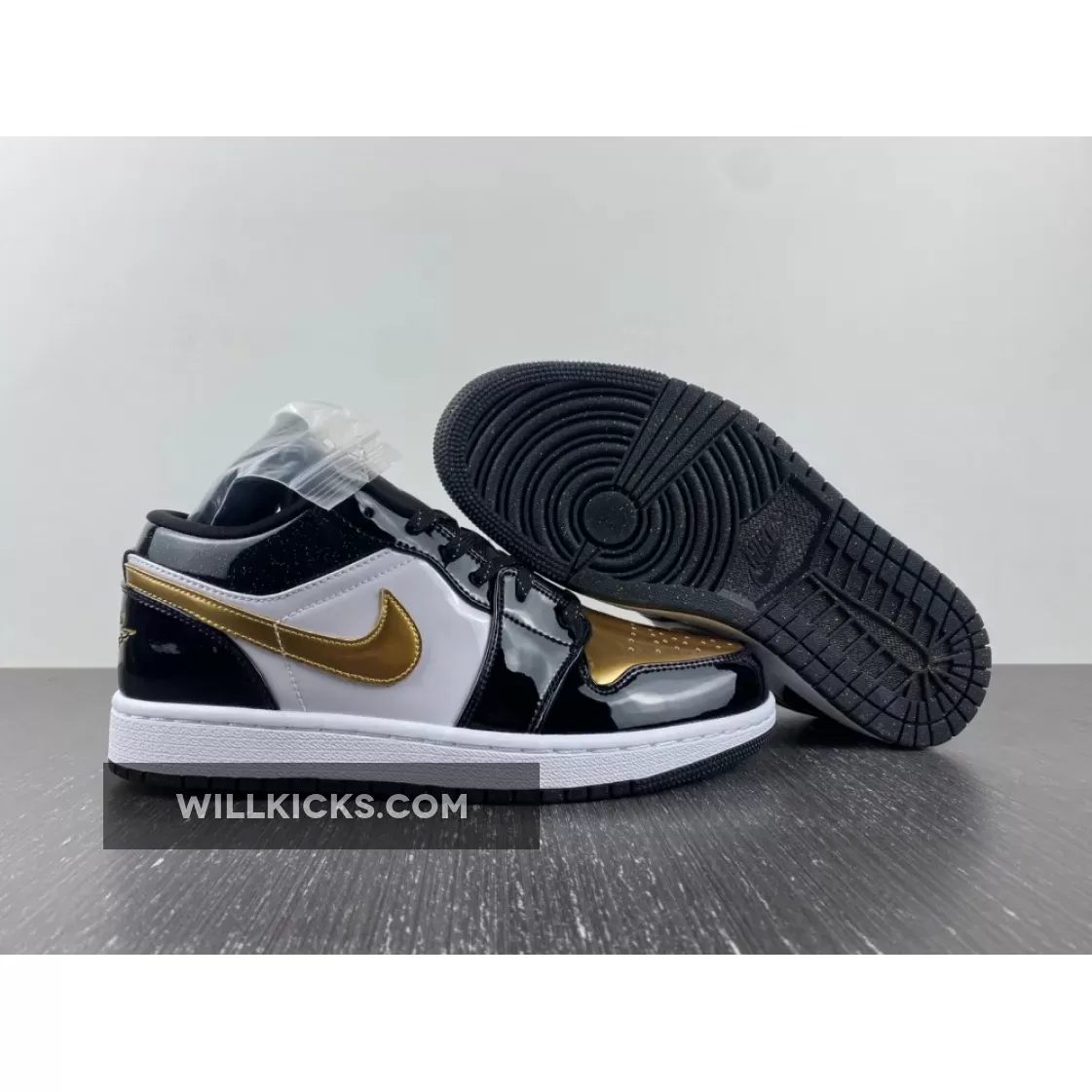 Air Jordan 1 Low 'Copper Toe' Black Gold White DR6970-071 Online