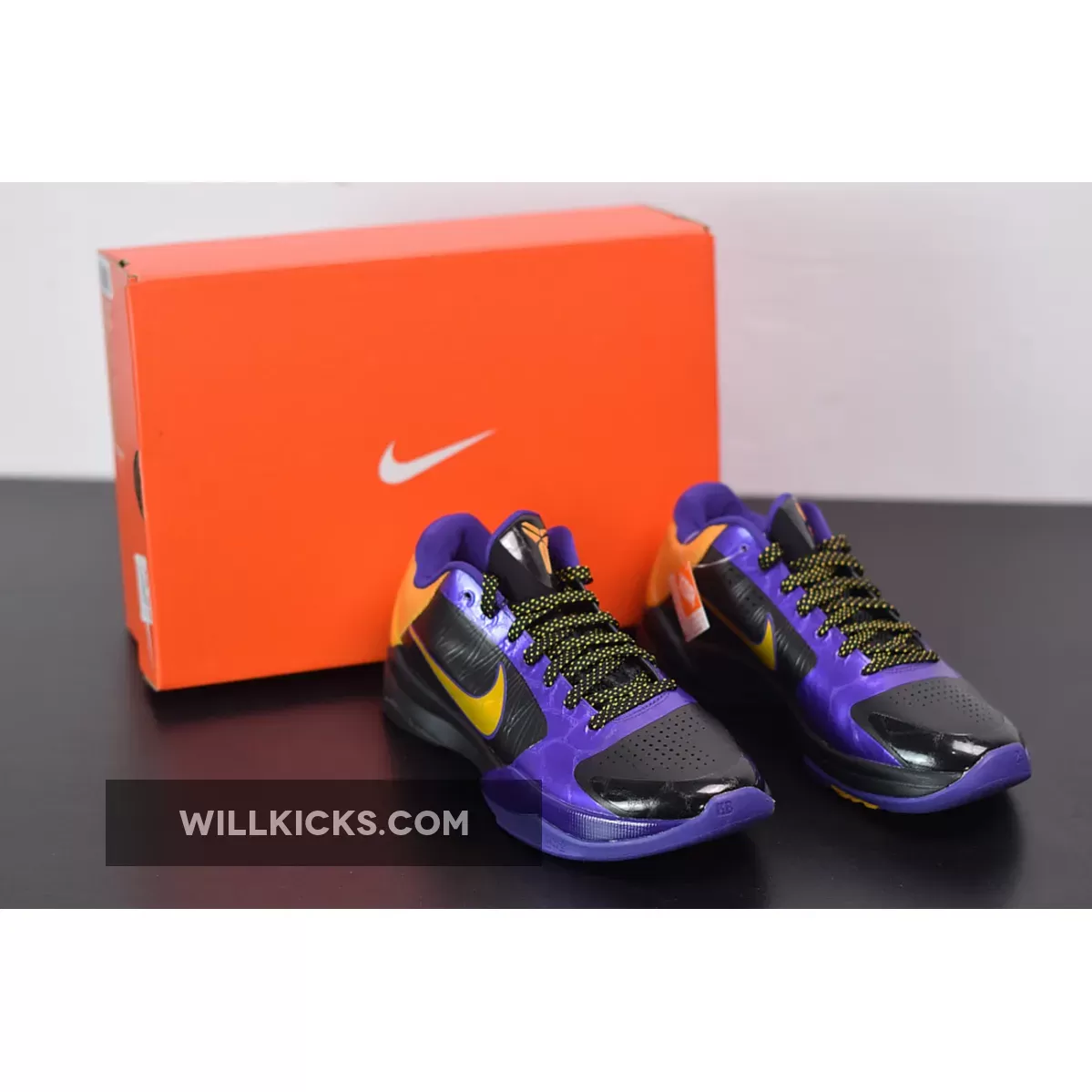 Nike Zoom Zoom Kobe 5 X ‘Lakers Away’ Black/De Purple | PURPLE KOBE 5 386430-071