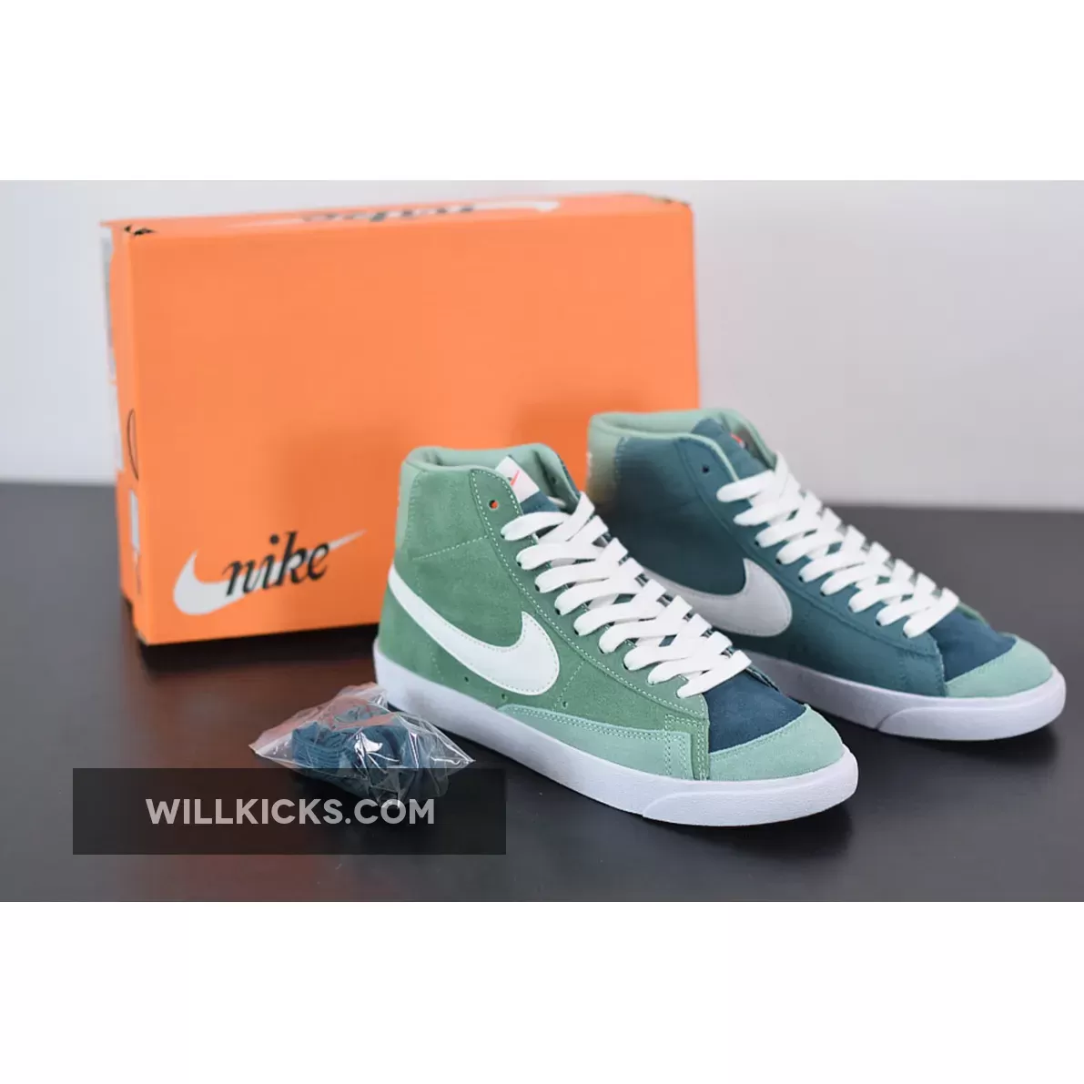 Nike Blazer Mid ’77 Vintage Healing Jade/Ash Green-White CZ4609-300