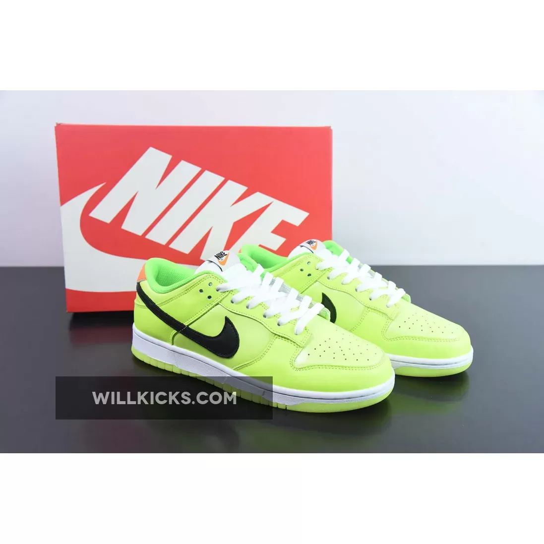 Nike Dunk Low Volt - Volt Dunk Low FJ4610-702