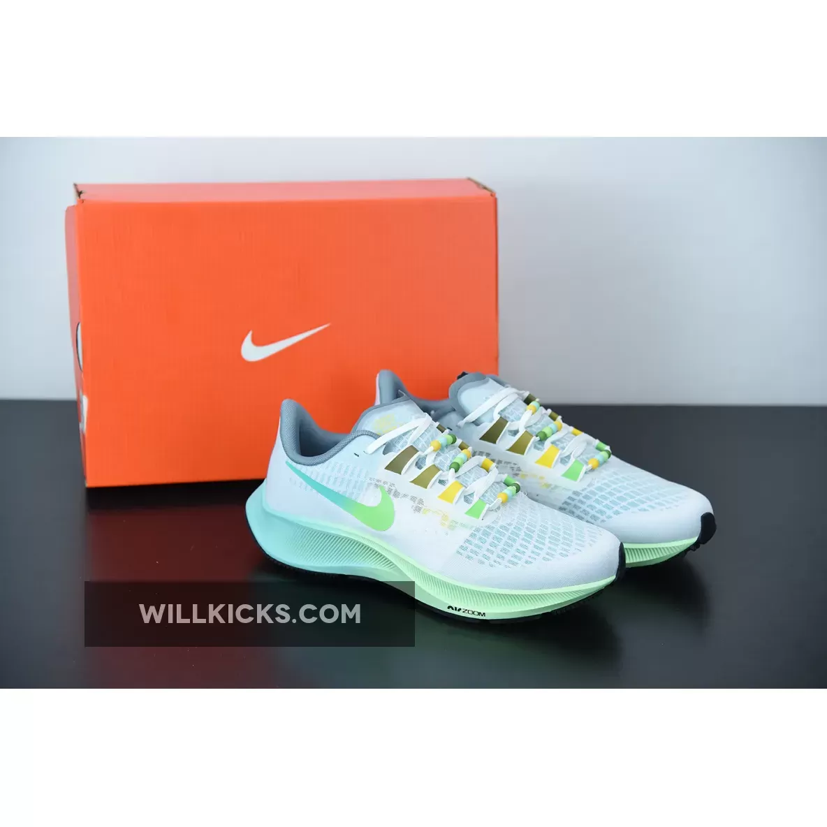 Nike Air Zoom Pegasus 37 ‘Butterfly’ White/Vapor Green / Nike Butterfly CZ8692-134