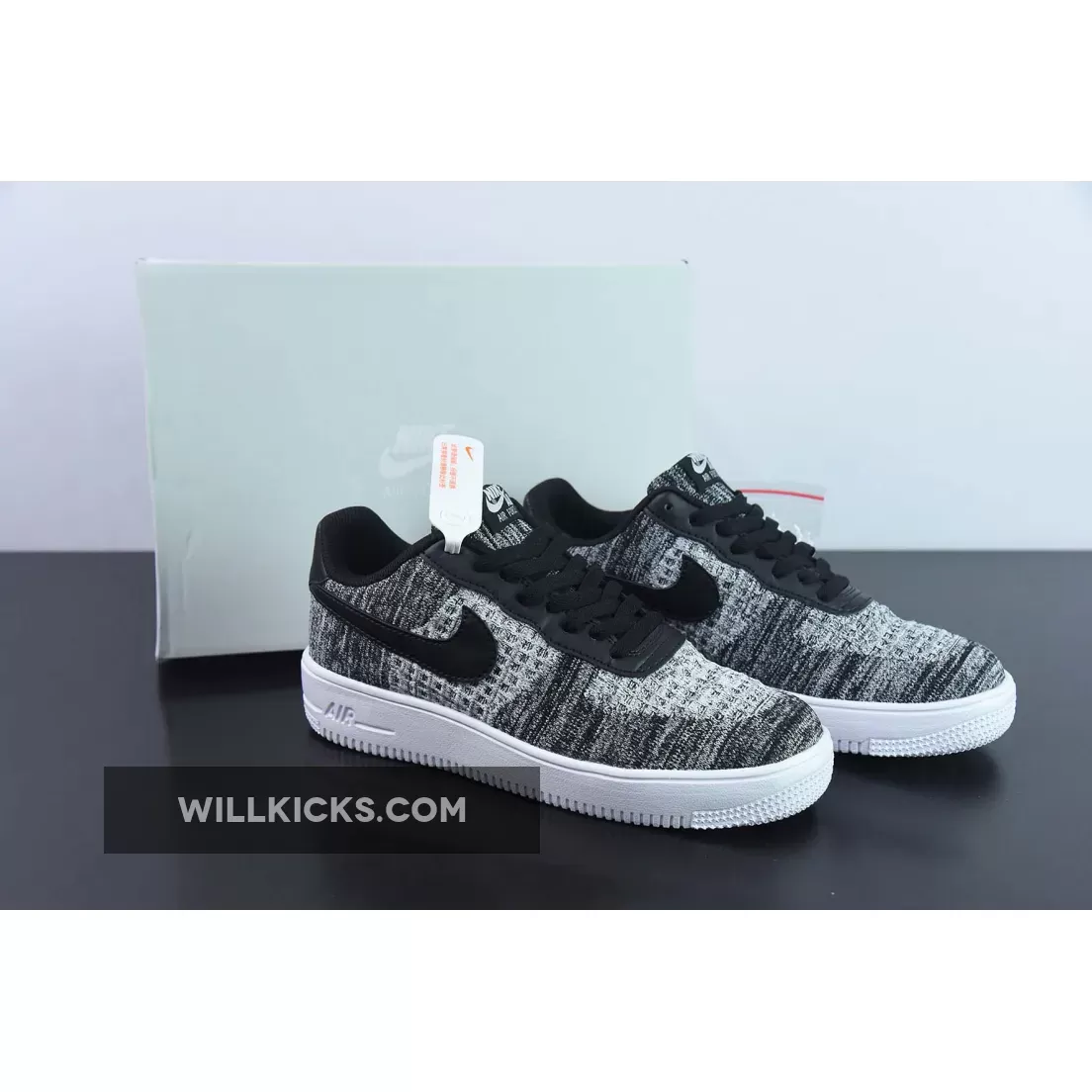 Nike Air Force 1 Flyknit 2.0 Black/White